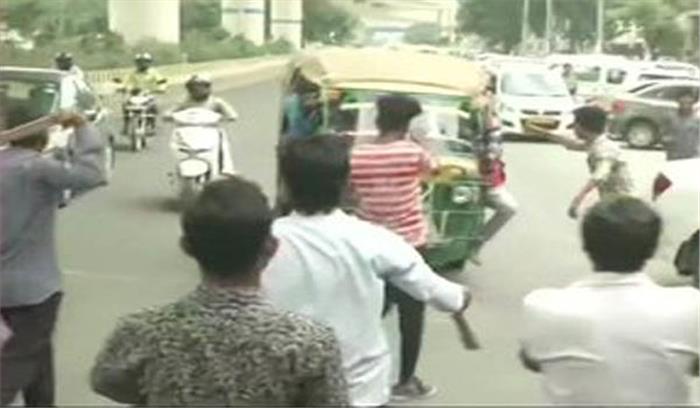 ट्रांसपोर्टरों की हड़ताल से दिल्ली-एनसीआर में जनजीवन प्रभावित