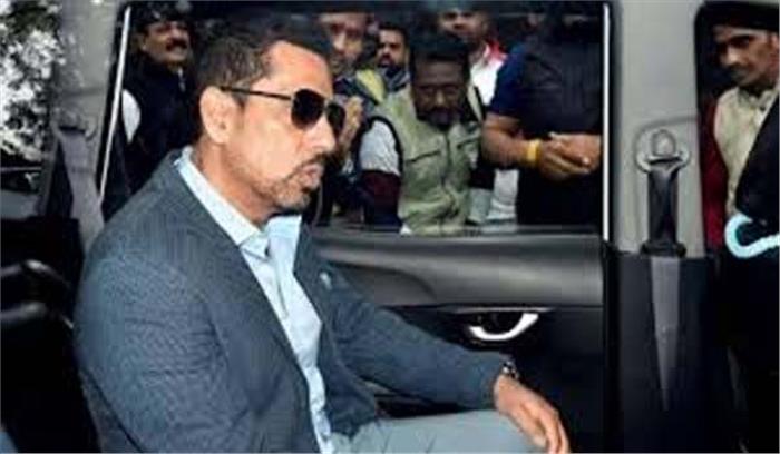 वाड्रा को कारोबार के सिलसिले में अदालत ने विदेश जाने की दी अनुमति