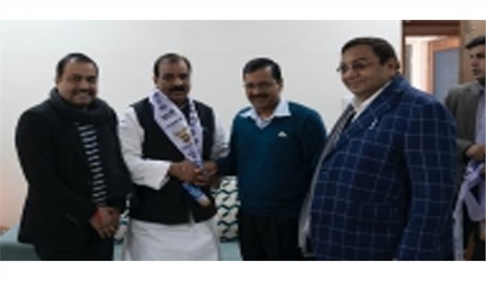 दिल्ली कांग्रेस के जगदीश यादव आप में शामिल