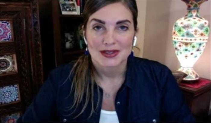 नया रहस्योद्घाटन : इमरान खान सिंथिया रिची के साथ यौन संबंध बनाना चाहते थे नया रहस्योद्घाटन : इमरान खान सिंथिया रिची के साथ यौन संबंध बनाना चाहते थे