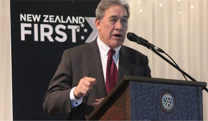 न्यूजीलैंड के विदेश मंत्री और उपप्रधानमंत्री पद पर विंस्टन पीटर्स होंगे नियुक्त