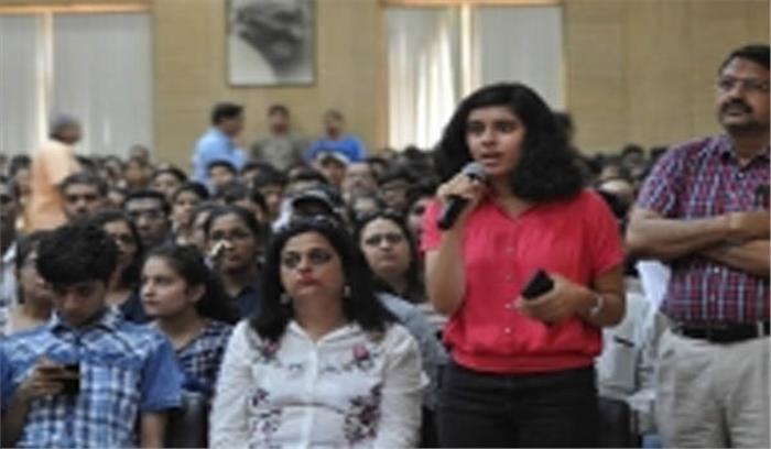 डीयू शुक्रवार को जारी कर सकता है पहला कट-ऑफ लिस्ट