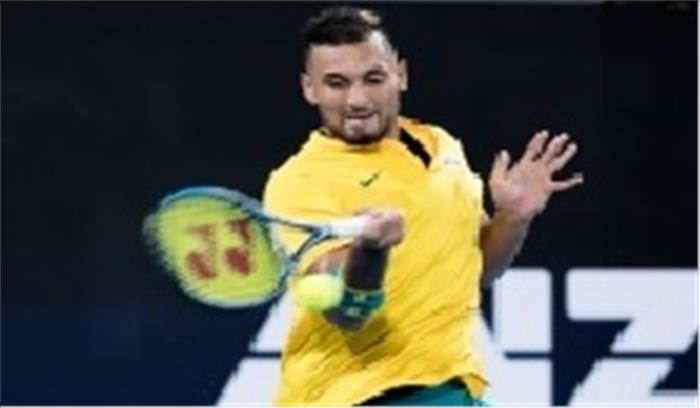 किर्जियोस ने लोगों को खाना बांटने का अपना वादा पूरा किया किर्जियोस ने लोगों को खाना बांटने का अपना वादा पूरा किया