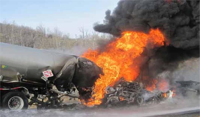 नाइजीरिया में तेल टैंकर में विस्फोट, 55 लोगों की मौत