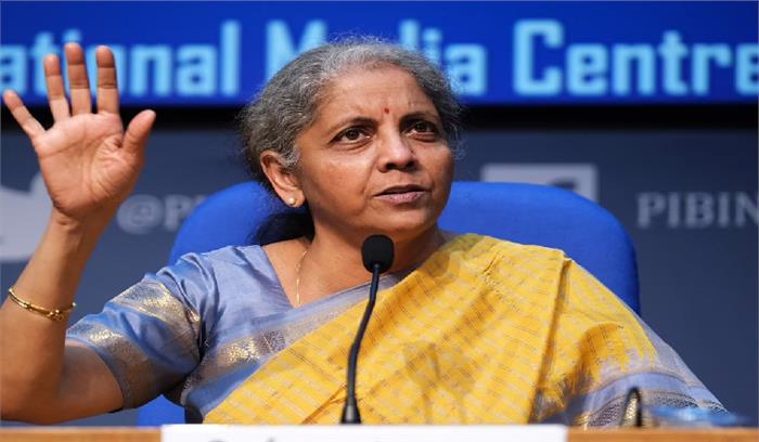 निर्मला सीतारमण ने अर्थव्यवस्था के लिए 6.28 लाख करोड़ रूपये के पैकेज का किया ऐलान निर्मला सीतारमण ने अर्थव्यवस्था के लिए 6.28 लाख करोड़ रूपये के पैकेज का किया ऐलान