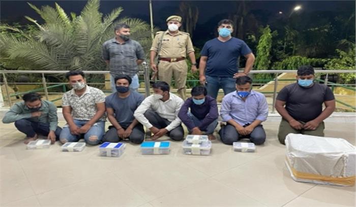 नोएडा में रेमडेसिविर इंजेक्शन की कालाबाजारी करने वाले गैंग का पुलिस ने किया पर्दाफाश