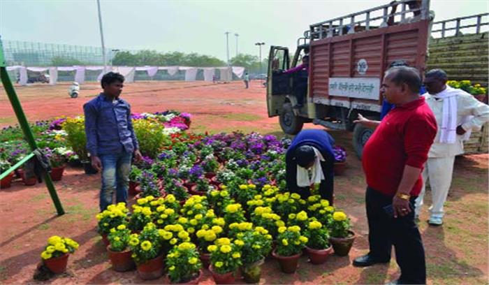 तीन दिनों तक शहर की हवा में महकेगी फूलों की सुगंध