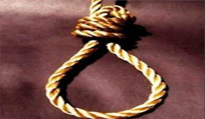 नोएडा में युवक ने फांसी लगाकर दी जान