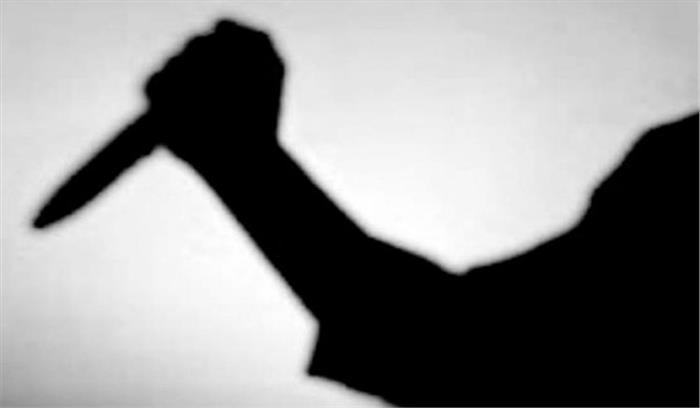 नोएडा में हमलावरों ने दम्पति की हत्या की