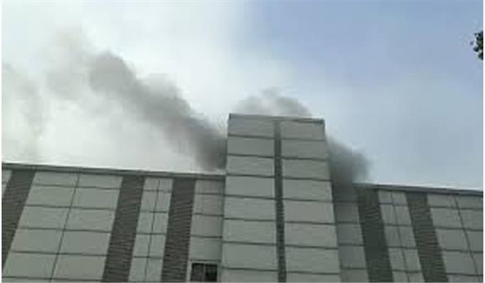 नोएडा में ईएसआई अस्पताल में आग लगी