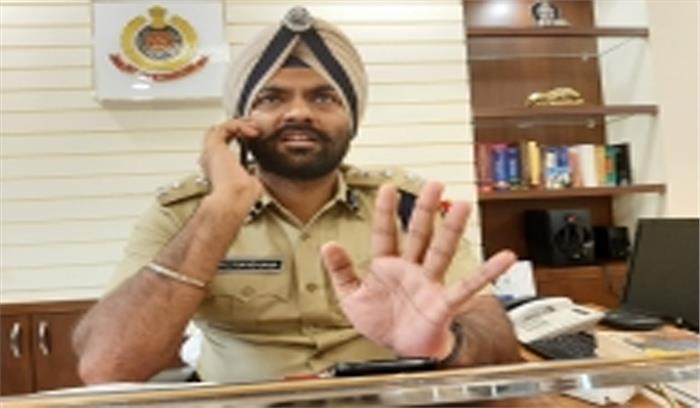 दिल्ली हिंसा : अब तक 10 की मौत, 2 आईपीएस सहित 186 लोग जख्मी