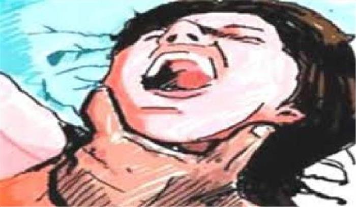 दिल्ली: 12वीं की छात्रा की गला घोंटकर हत्या 