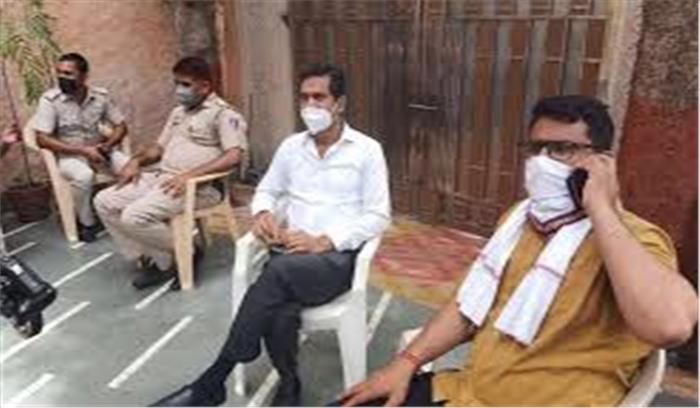 गोयल ने की अनिल को घर में हिरासत में लिये जाने की निंदा