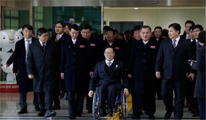 शीतकालीन पैरालम्पिक खेलों के लिए उत्तर कोरिया की पैरालम्पिक टीम पहुंची दक्षिण कोरिया शीतकालीन पैरालम्पिक खेलों के लिए उत्तर कोरिया की पैरालम्पिक टीम पहुंची दक्षिण कोरिया