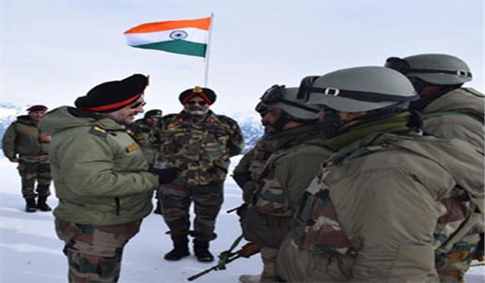 उत्तरी कमान प्रमुख ने कश्मीर सुरक्षा का लिया जायजा उत्तरी कमान प्रमुख ने कश्मीर सुरक्षा का लिया जायजा