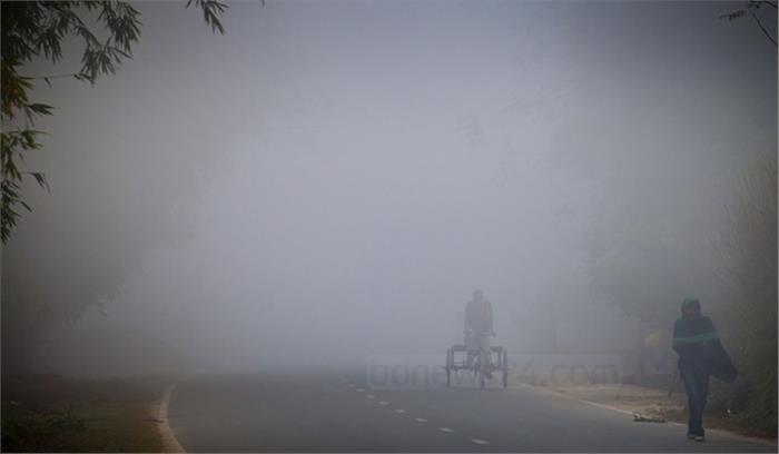 अगले अड़तालीस घंटों में घने कोहरे के आसार अगले अड़तालीस घंटों में घने कोहरे के आसार