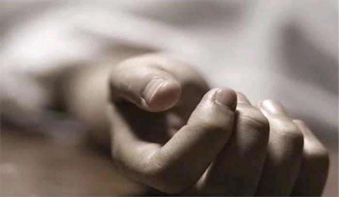 नहीं मिला वेतन, शिक्षक की हुई मौत, निगमायुक्त के खिलाफ लामबंद शिक्षक बिरादरी