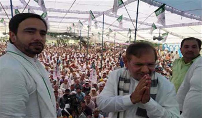 नोटबंदी से लाखों युवाओं का छिना रोजगार