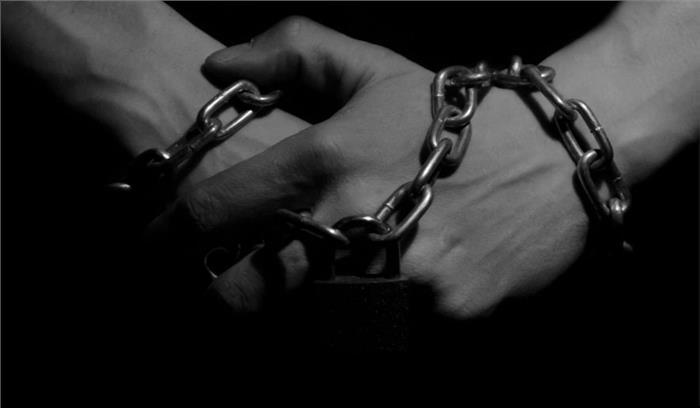 चार नाबालिगों पर पुलिस हिरासत में अत्याचार को लेकर मांगी गई रिपोर्ट