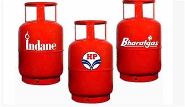 रसोई गैस की किमतों में हुई बढ़ोतरी