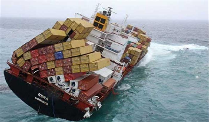 जापान के ओकीनावा प्रांत में मालवाहक जहाज डूबी, 10 भारतीय लापता