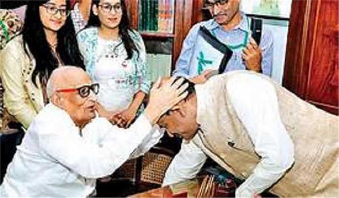 ओम बिरला के पिता का निधन