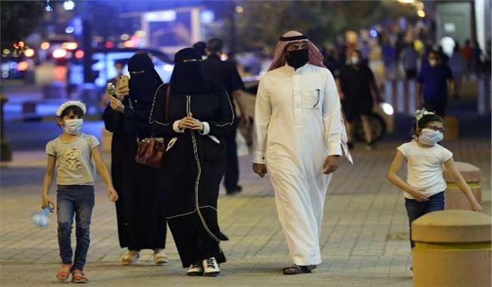 ओमान में कोरोना के 1157 नये मामले, कुल 66,661 संक्रमित ओमान में कोरोना के 1157 नये मामले, कुल 66,661 संक्रमित