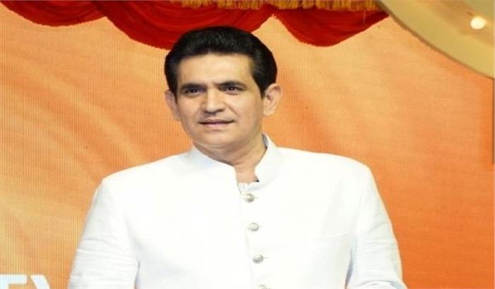 ओमंग कुमार ने मोदी पर फिल्म के लिए गुजरात का दौरा किया