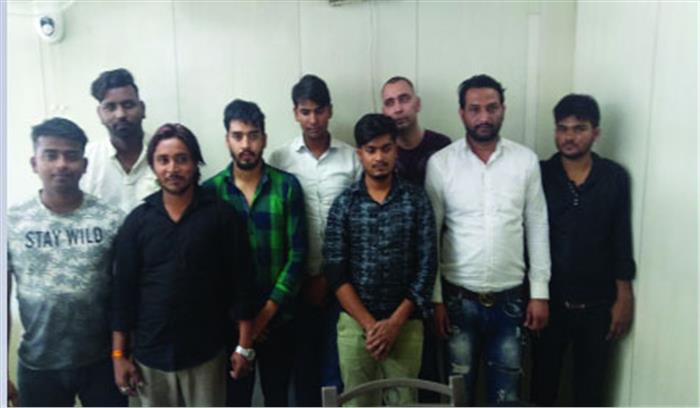 ठगी का महाजाल, दस गिरफ्तार, लाखों लोगों को बनाया शिकार