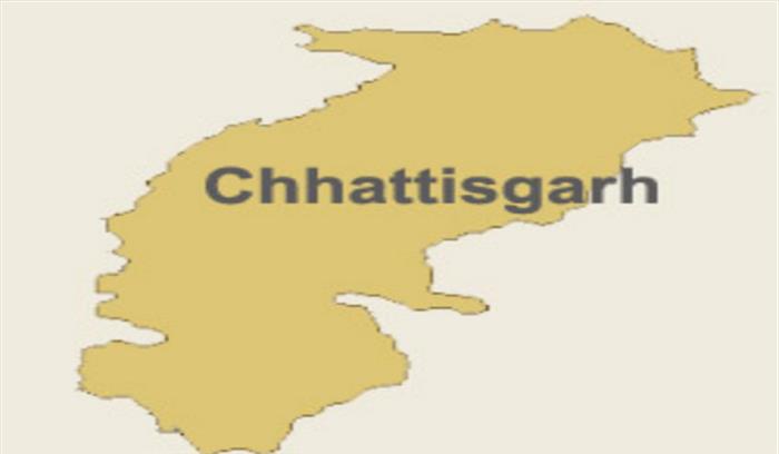 पैसे लेकर नहीं कराई नकल,छात्रों में आक्रोश