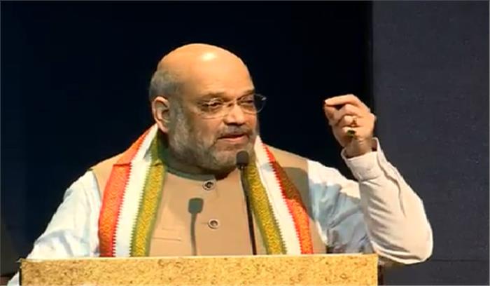 विपक्ष के दिमाग में ही सिर्फ कश्मीर में पाबंदी : शाह