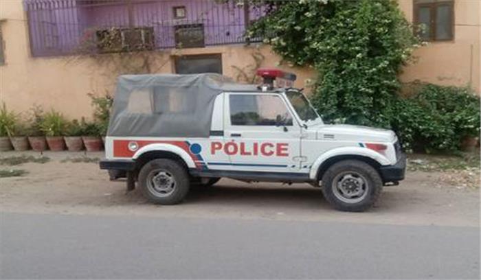 पीसीआर चालकों ने किया एसएसपी दफ्तर पर प्रदर्शन