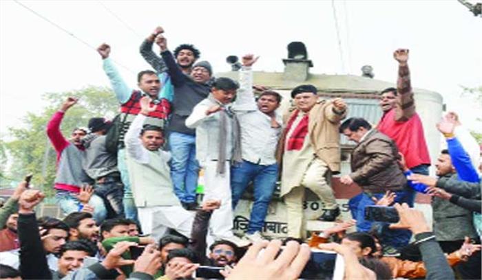 पद्मावत पर देशभर में प्रदर्शन