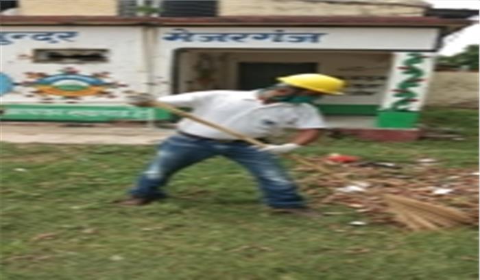 बिहार में पगला झाड़ू वाला जगा रहा स्वच्छता की अलख