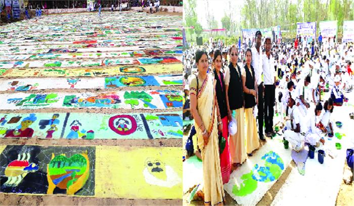 तीन घंटे में बनाई 25 हजार स्क्वेयर फीट की पेंटिंग