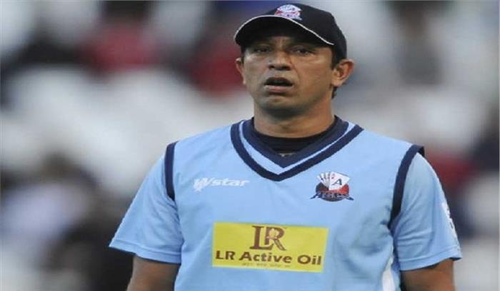 पाकिस्तान के प्रदर्शन से नाखुश हैं महमूद