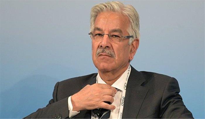 ईरान दौरे पर पाकिस्तानी विदेश मंत्री ख्वाजा आसिफ