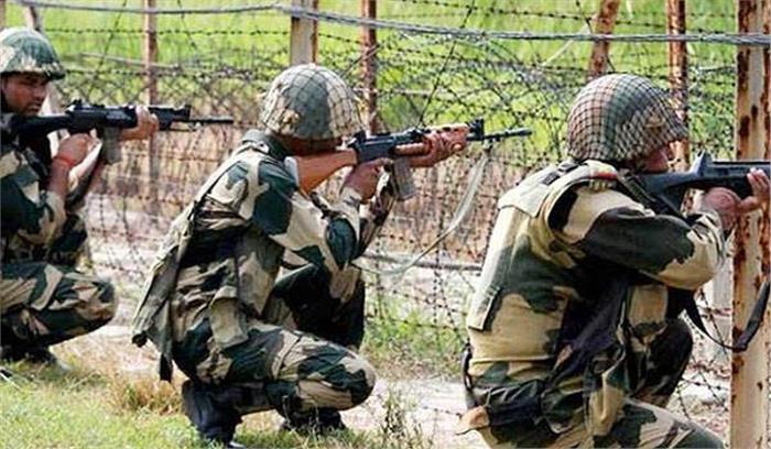 जम्मू कश्मीर पाकिस्तानी सैनिकों ने नियंत्रण रेखा पर अकारण गोलीबारी की जम्मू कश्मीर पाकिस्तानी सैनिकों ने नियंत्रण रेखा पर अकारण गोलीबारी की