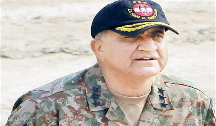 पाकिस्तान सेना जावेद बाजवा ने 11 आतंकवादियों को मौत की सजा को मंजूरी दी