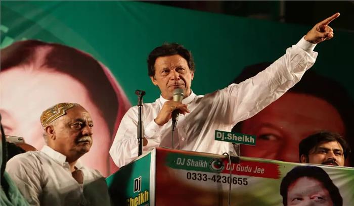 11 अगस्त को लूंगा पाकिस्तान के प्रधानमंत्री पद की शपथ: इमरान खान 11 अगस्त को लूंगा पाकिस्तान के प्रधानमंत्री पद की शपथ: इमरान खान