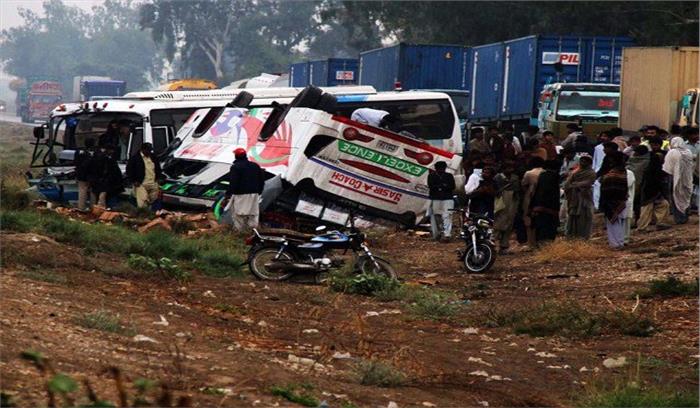 पाकिस्तान में ग्रांड ट्रंक रोड पर सड़क हादसे में नौ की मौत, सात घायल
