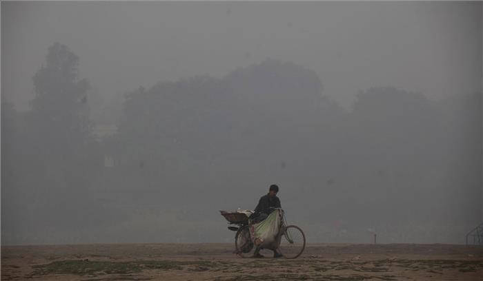 लाहौर में जानलेवा धुंध,सरकार से कार्रवाई की अपील