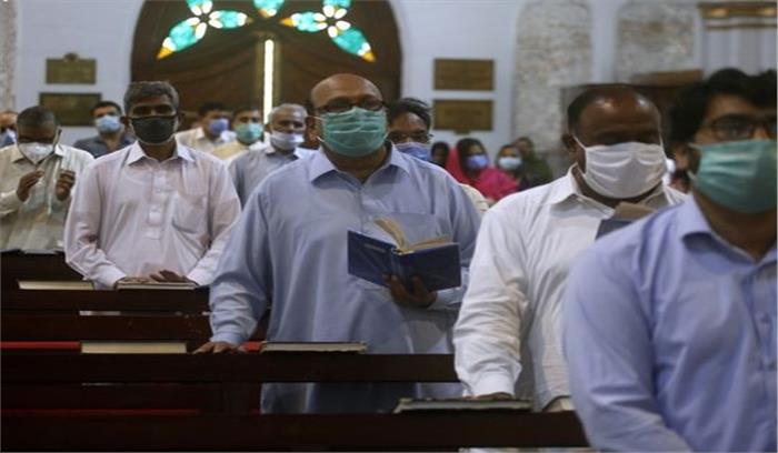 पाकिस्तान में सार्वजनिक स्थानों पर मास्क पहनना अनिवार्य