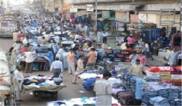 पाकिस्तान में शॉपिंग माल भी खुल गए, सार्वजनिक परिवहन भी बहाल पाकिस्तान में शॉपिंग माल भी खुल गए, सार्वजनिक परिवहन भी बहाल