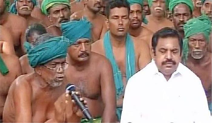  पलानीस्वामी जंतर-मंतर पर प्रदर्शन कर रहे किसानों से  मिले