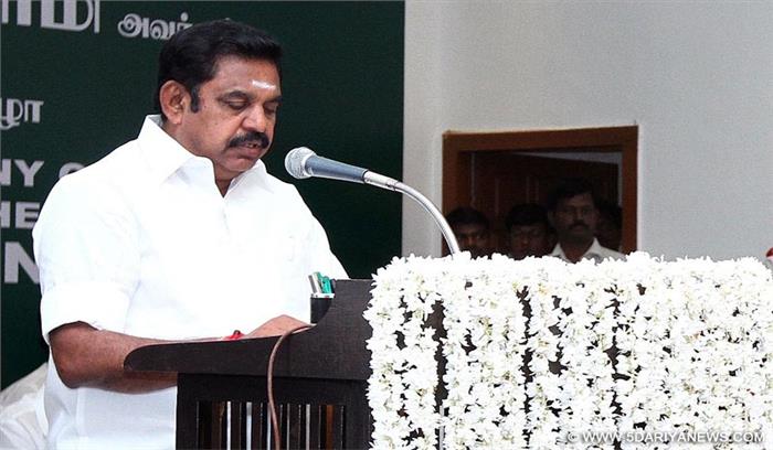 तमिलनाडु के मुख्यमंत्री पलानीस्वामी ने किया रक्तदान शिविर का उद्घाटन तमिलनाडु के मुख्यमंत्री पलानीस्वामी ने किया रक्तदान शिविर का उद्घाटन