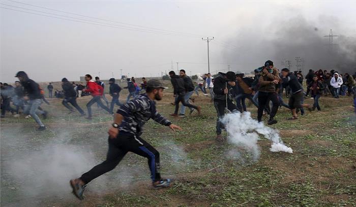 वेस्ट बैंक में फिलीस्तीनी प्रदर्शनकारियों और इजरायली सुरक्षाबलों के बीच झड़प 