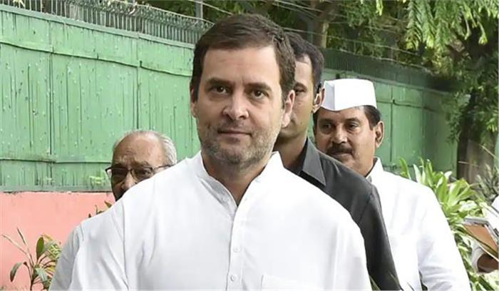 गोवा: राहुल गांधी ने मुख्यमंत्री कार्यालय जाकर पर्रिकर से की मुलाकात गोवा: राहुल गांधी ने मुख्यमंत्री कार्यालय जाकर पर्रिकर से की मुलाकात