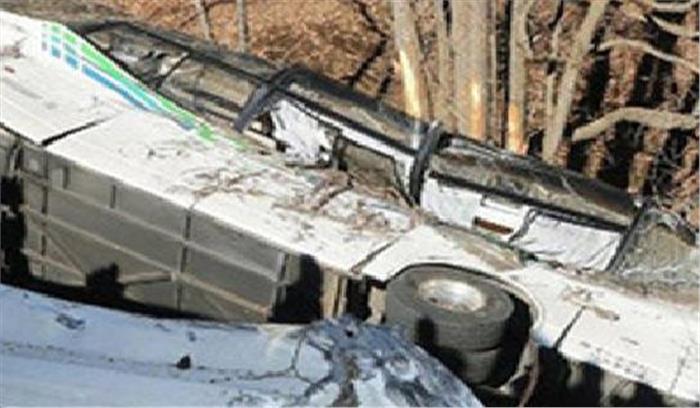 पनामा: बस दुर्घटना में 16 लोगों की मौत 