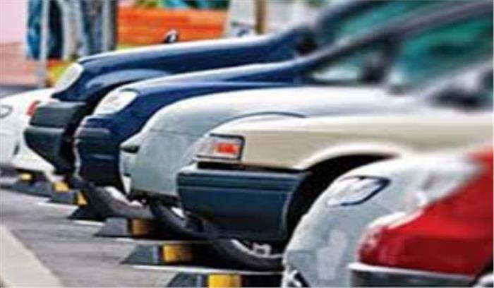 व्यापारियों ने पार्किंग नीति को निरस्त करने की उठाई मांग